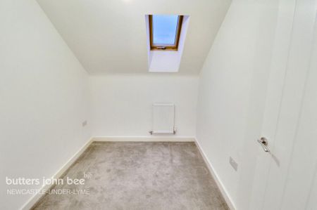 2 bedroom maisonette to rent - Photo 3
