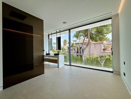 Semi-Detached House · Nueva Andalucía - Photo 5