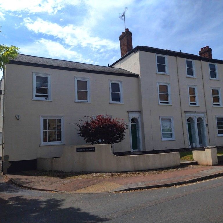 1 bed flat to rent in Shirehampton House, Exeter, EX4 - Photo 1