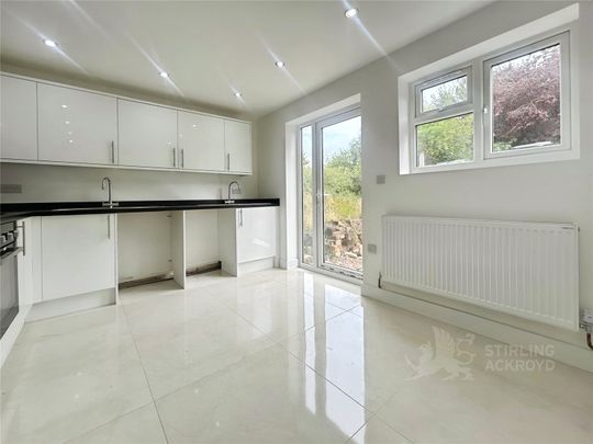 Cabell Road, Guildford, Surrey, GU2 8JQ - Photo 1