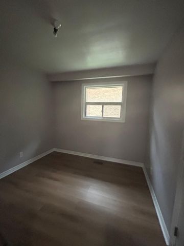 For Lease - 365 Rouge Hills Drive, Toronto, Ontario - Photo 3