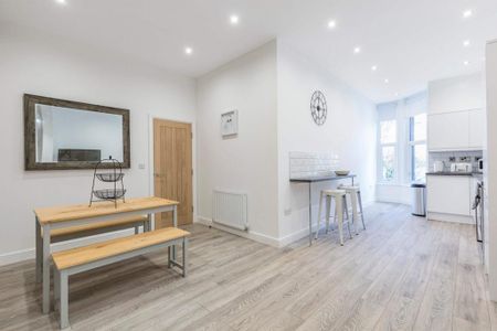 4 bedroom house to rent - Photo 2