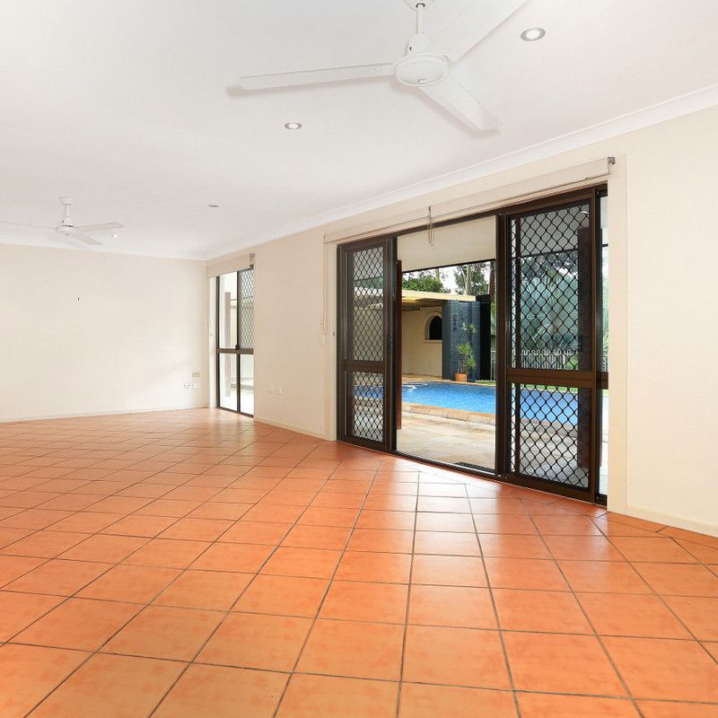 2 Mara Court, Ashmore QLD 4214 - House For Rent | Domain - Photo 1