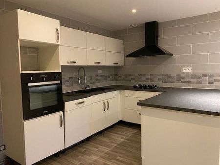 Location Appartement 3 pièces 75m² EGLETONS 19300 - Photo 4