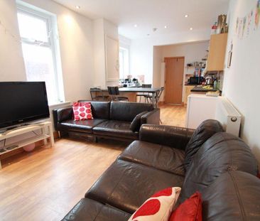 6 bedroom terraced house to rent - Photo 6