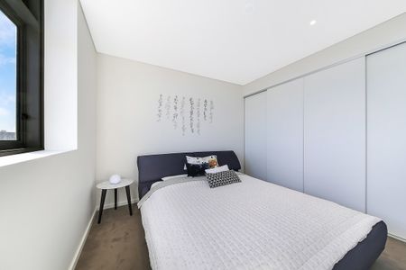 Level 21 I Open View I Timber Flooring - Photo 3