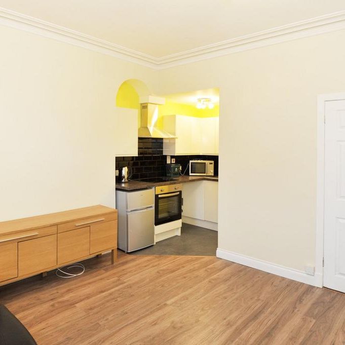 1 bedroom flat to rent - Photo 1
