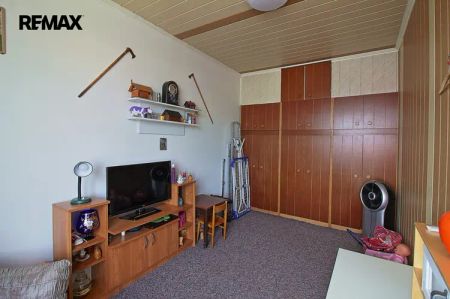 byt 2+ 1 k pronájmu, se zahradou - Photo 5