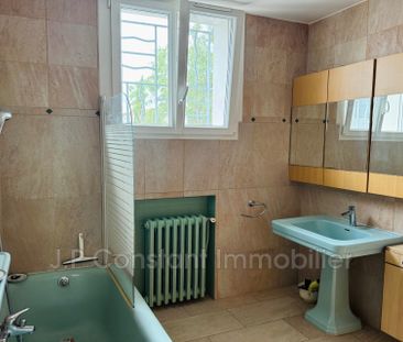 Location Appartement 3 pièces 90m² LA CIOTAT 13600 - Photo 4