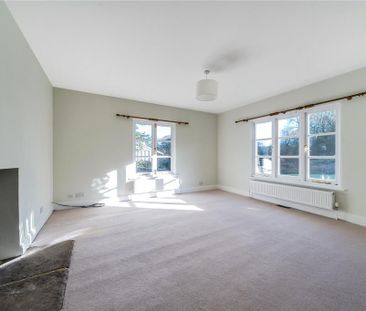 4 bedroom detached house to rent - Photo 1