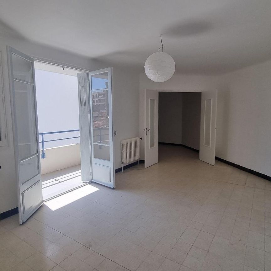Location Appartement 2 pièces 71m² MONTPELLIER 34000 - Photo 1