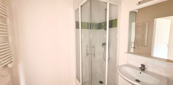 Studio a louer - Photo 2