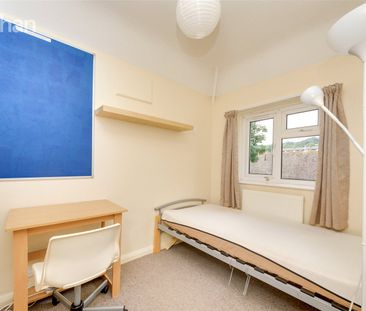 4 bedroom house to rent - Photo 1