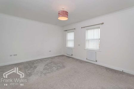 Parkinson Boulevard, Lytham St. Annes, Lancashire, FY8 - Photo 3