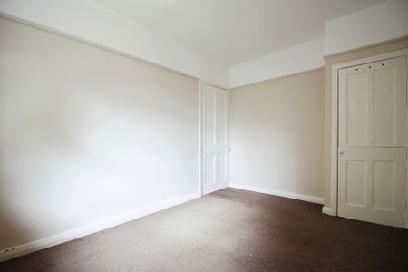 Laburnum Grove, Saltney, Chester - Photo 5