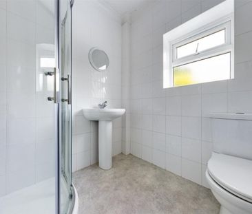 Bevendean Crescent, Brighton - Photo 6