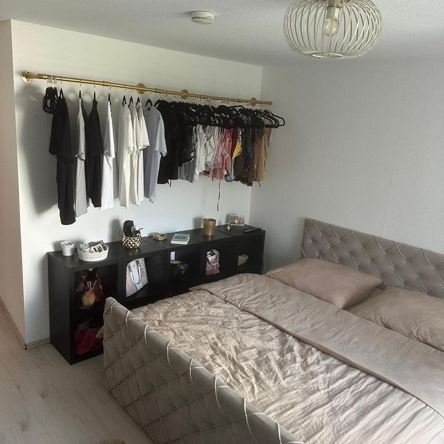 Helle 2 Zimmer-Wohnung in Karlsruhe - Photo 1