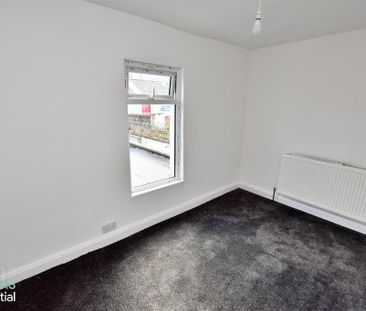 16 Greenville Street, Belfast, BT5 5AG - Photo 4