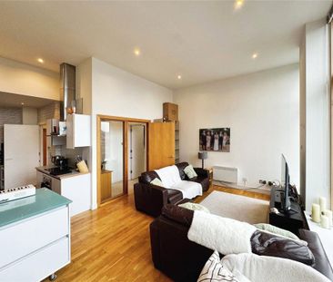 1 bedroom penthouse to rent - Photo 1