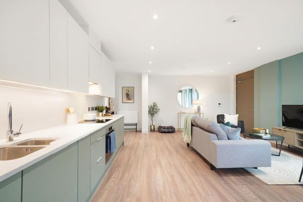 3 bedroom flat to rent - Photo 1