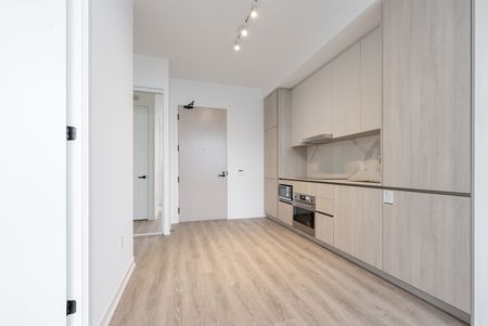 For Lease - 8 Interchange Way Unit# 605, Vaughan, Ontario - Photo 4