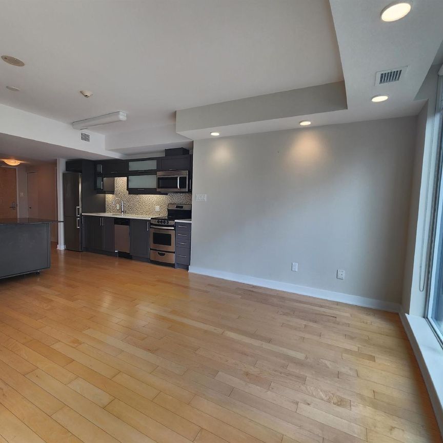 40 Nepean Street - 803 - Photo 1