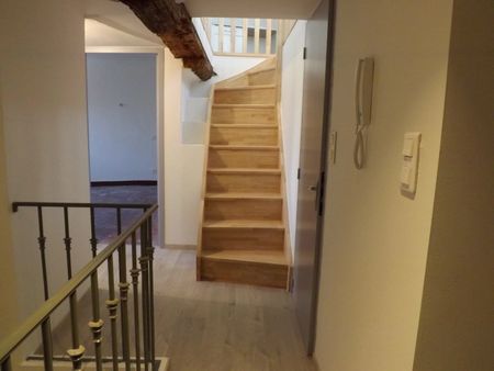 Location Appartement 3 pièces 60m² AIX EN PROVENCE 13100 - Photo 4
