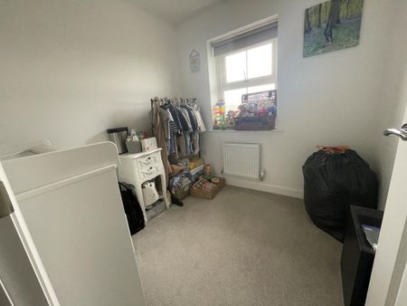 3 bedroom terraced house to rent - Photo 4