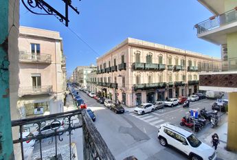 Casa a Messina in Via Nino Bixio