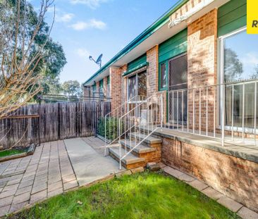 Location, Location, Location! Spacious 2 Bedroom Townhouse - Photo 3