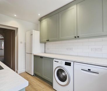 3 bedroom House To Let - Photo 6