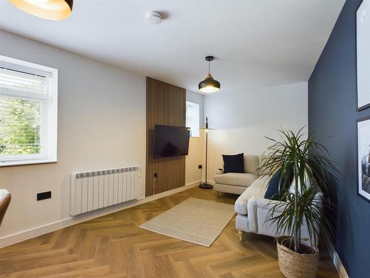 5 bedroom house share to rent - Photo 1