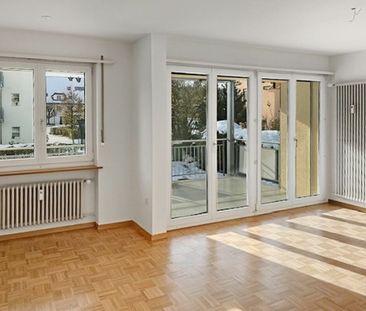 Schöne, helle 4.5 Zimmerwohnung in ruhiger Lage - Photo 1