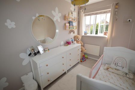 2 bedroom end of terrace house to rent - Photo 4