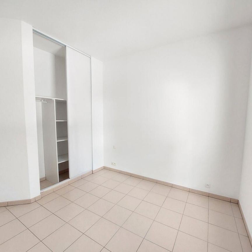 location Appartement T3 DE 64.17m² À LA RICHE - Photo 1