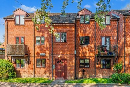 1 BED Apartment To rent - Photo 4