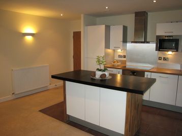 3 Bed Apartment | £670 pw - Photo 2