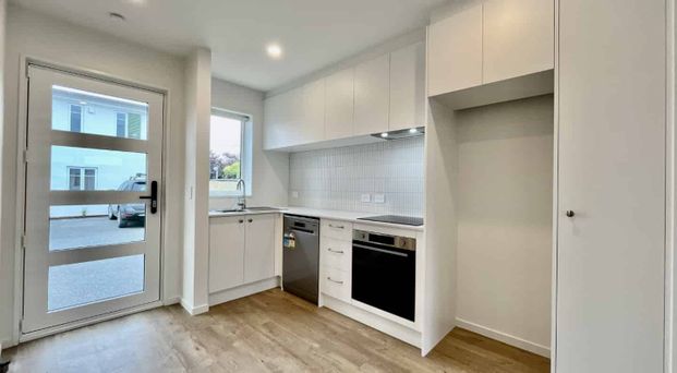 Addington, 2 Bedrooms - Photo 1