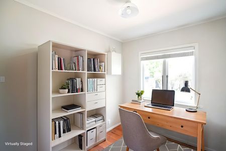 Full Fenced & Pet Friendly - Photo 5