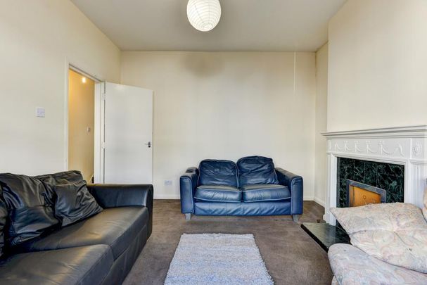 8 bedroom house to rent - Photo 1