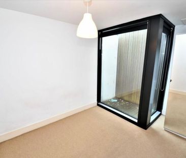 2 Bed Terraced House, Ash Street, M6 - Photo 3