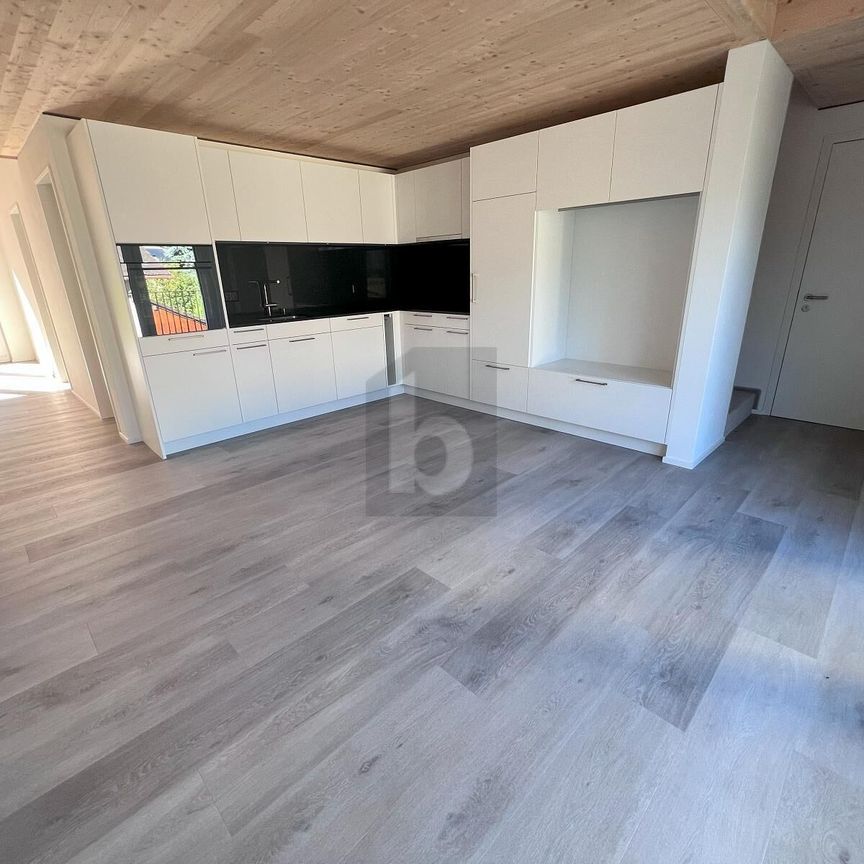 LICHTDURCHFLUTET UND RUHIG GELEGEN - Photo 1