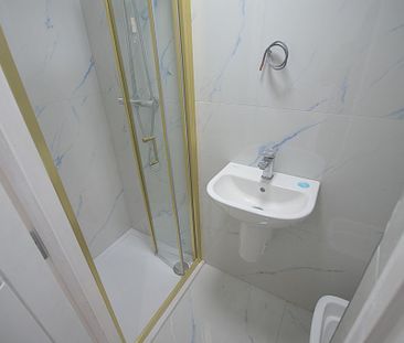 3 bedroom terraced house to rent - Photo 4