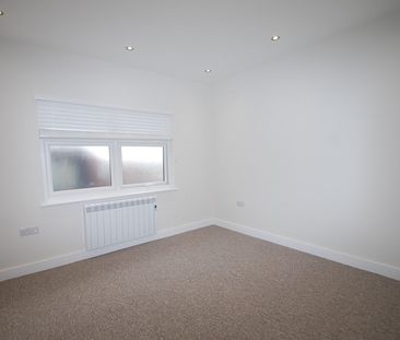 Churchfield House, Churchfield Road,SL9 - Photo 2