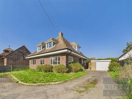 Lydd Road, Camber, TN31 - Photo 3