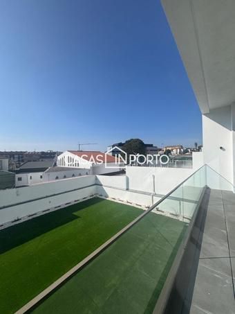 Apartamento T0+1 em Porto - Photo 2