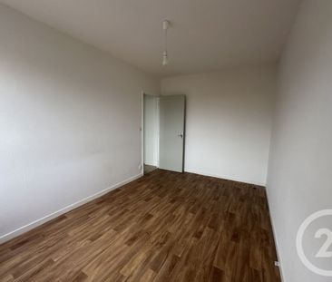 Location Appartement 3 pièces 60m² CHATEAUROUX 36000 - Photo 2