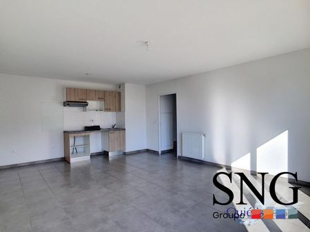 T3 AVEC BALCON+PARKINGS - Photo 2