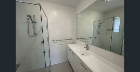 🏡 Brand New Luxury Living - Spacious 4-Bedroom Home with Premium Features! - Photo 4