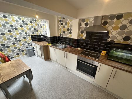 Nelson Road Central, Great Yarmouth - Photo 4